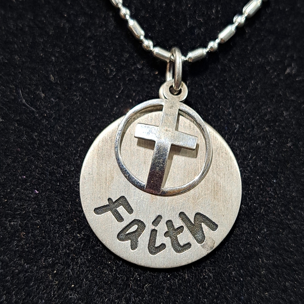 ATI Mexico 925 Faith/cross layered Pendant on 18kwgp 20" chain heavy well made
